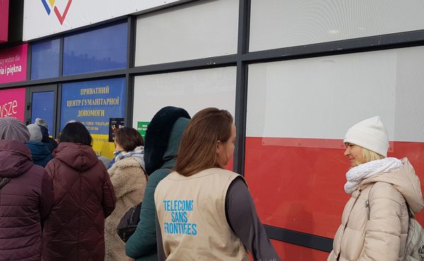Un an après : aider la population ukrainienne